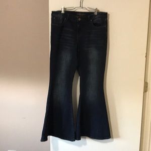 Big flare Revolt jeans